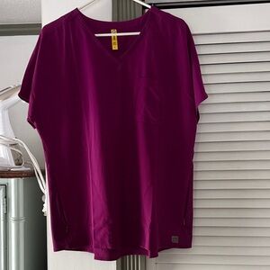 WonderWink Women's V-Neck Short Sleeve Top in wine nwot